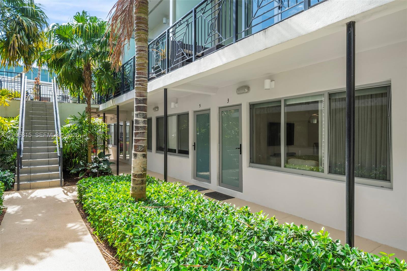 2130 Park Ave # 3