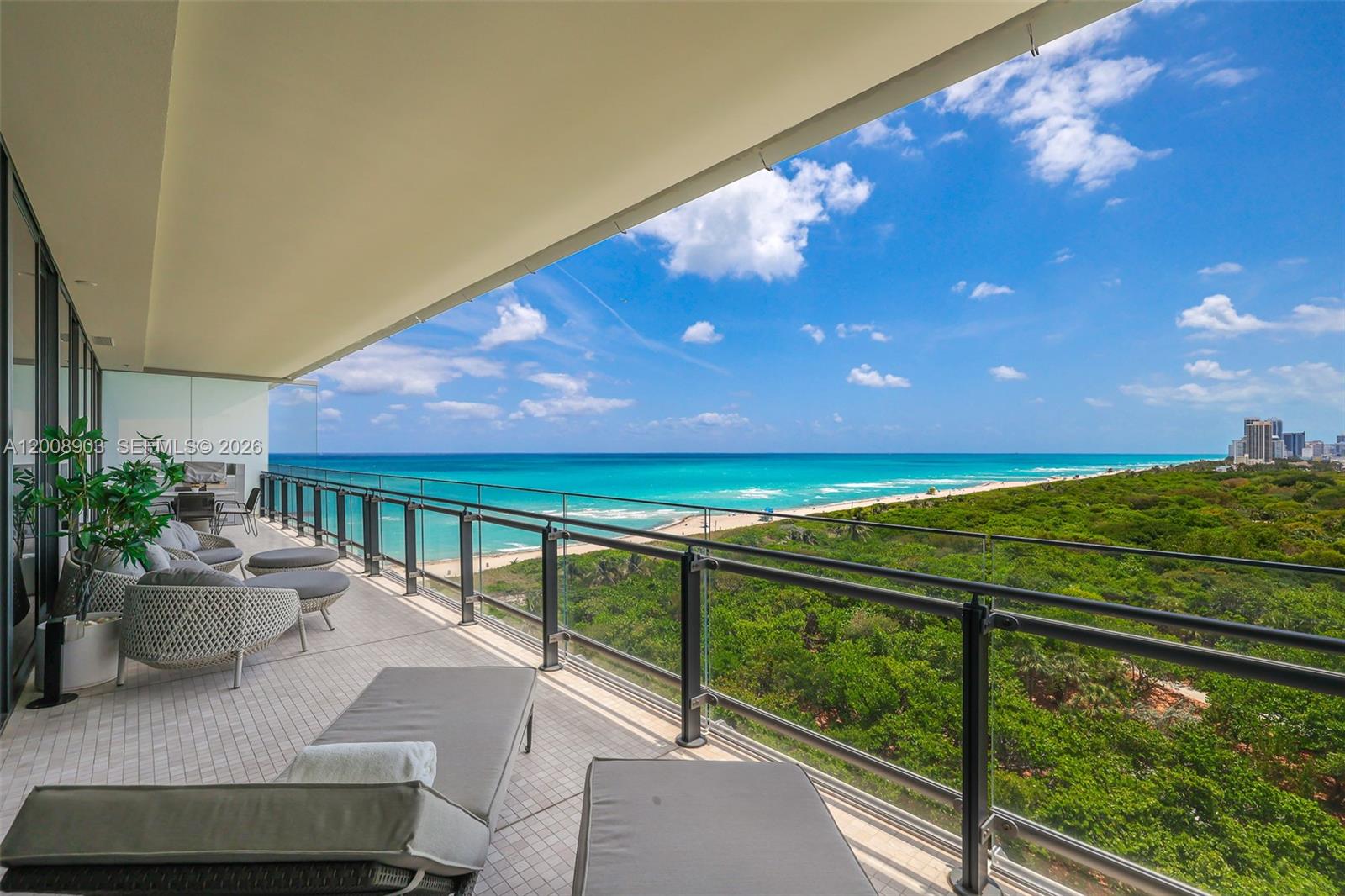 8701 Collins Ave # 904