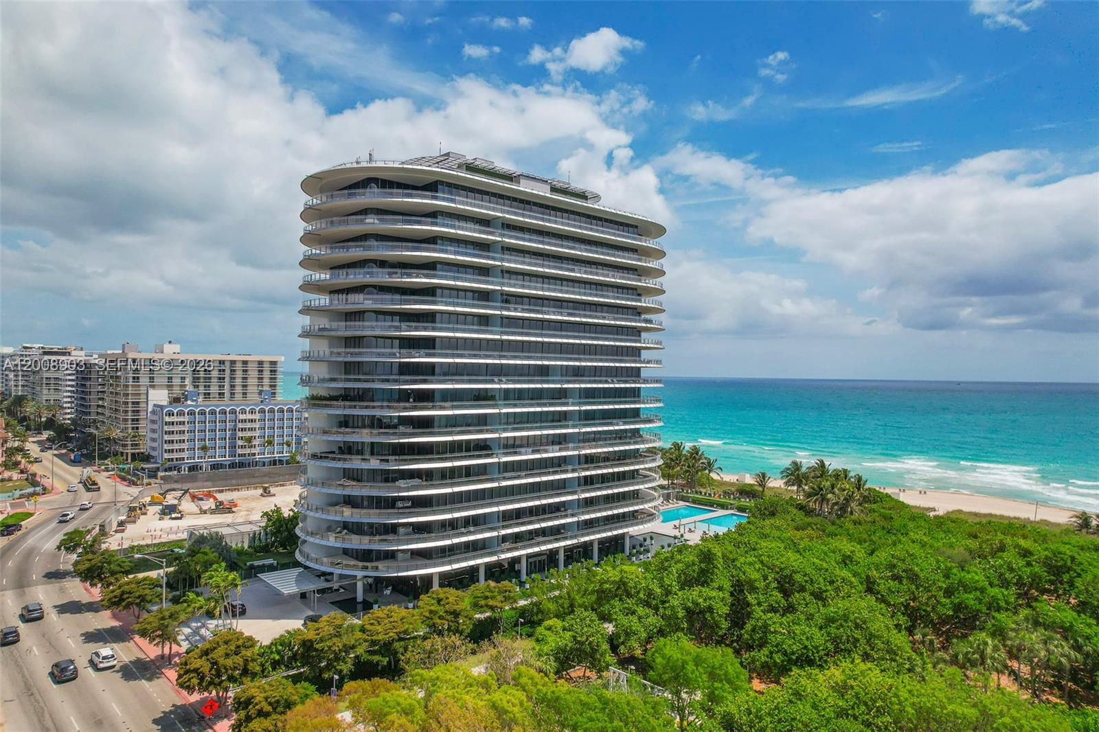 8701 Collins Ave # 904
