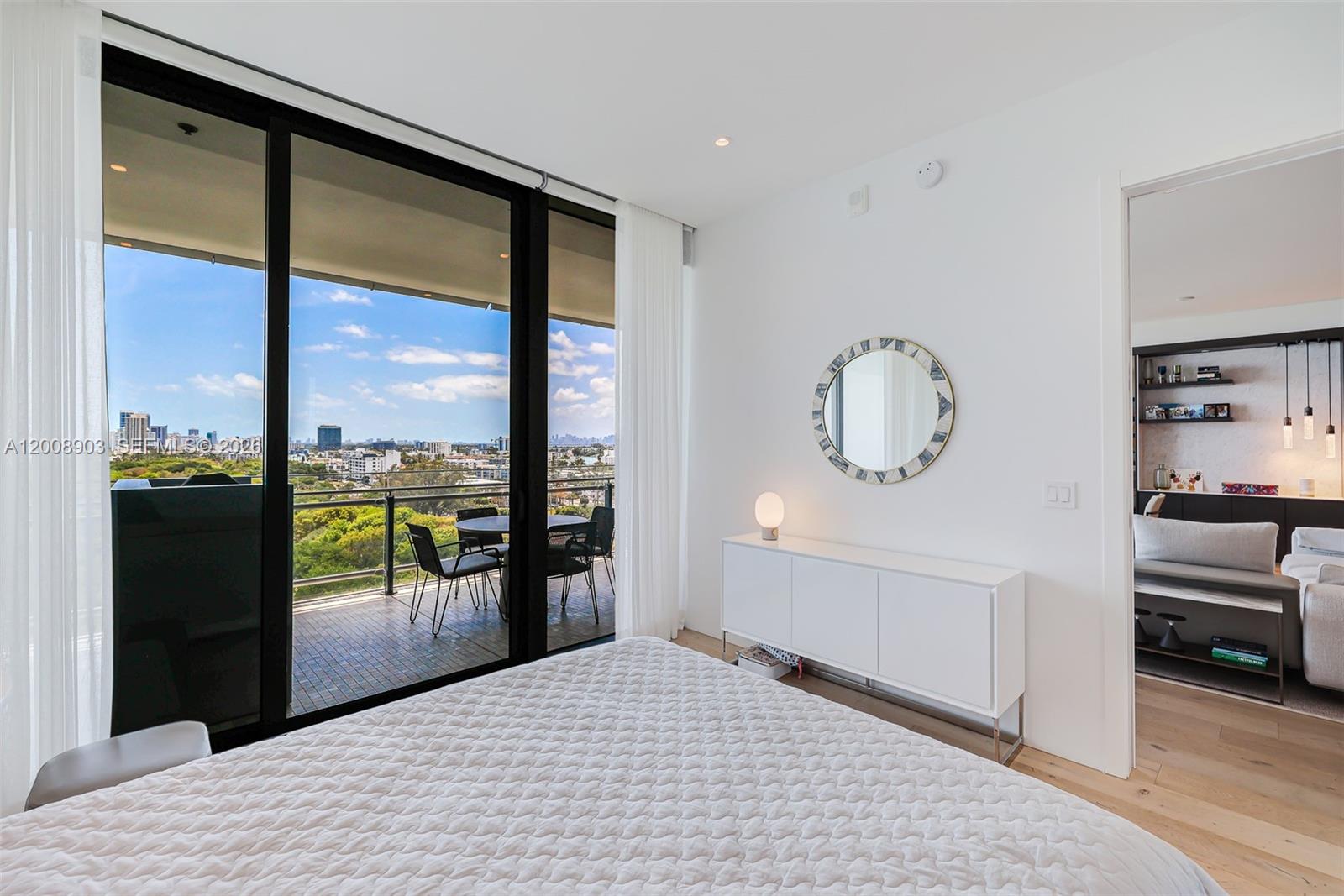 8701 Collins Ave # 904