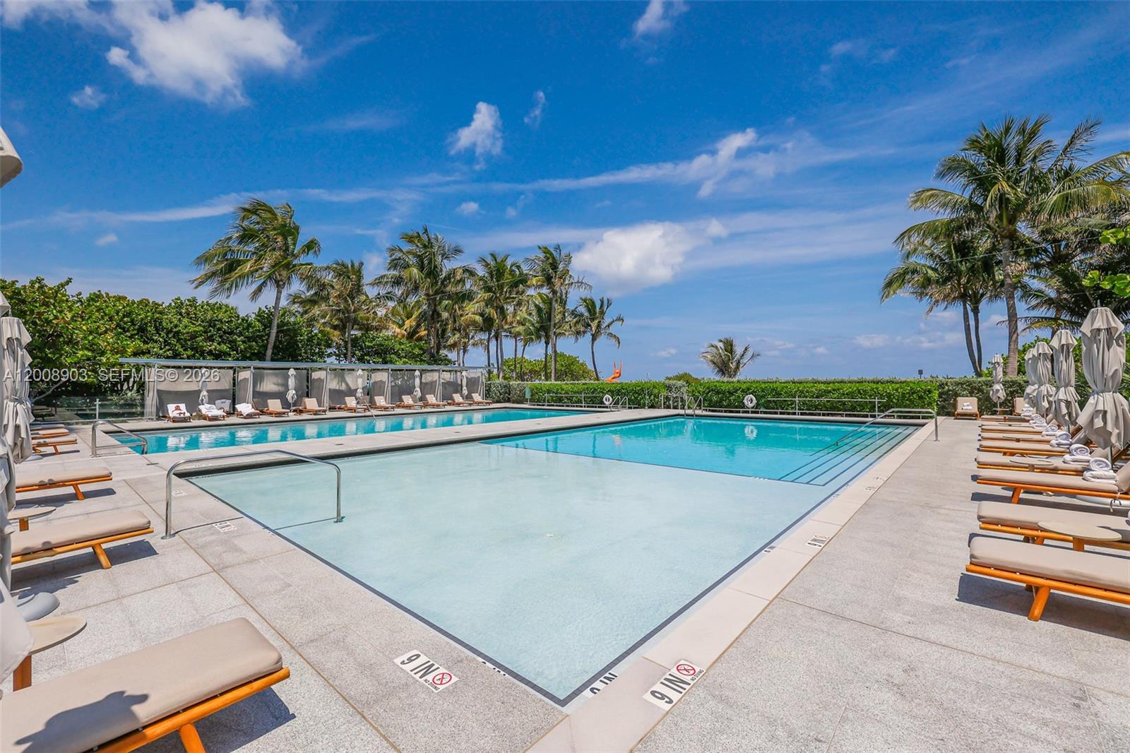 8701 Collins Ave # 904