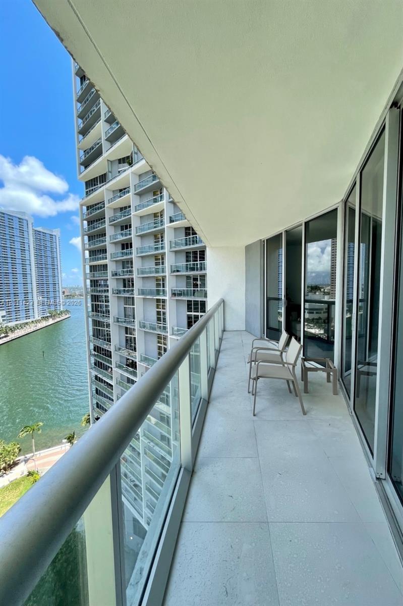475 Brickell Avenue # 1614