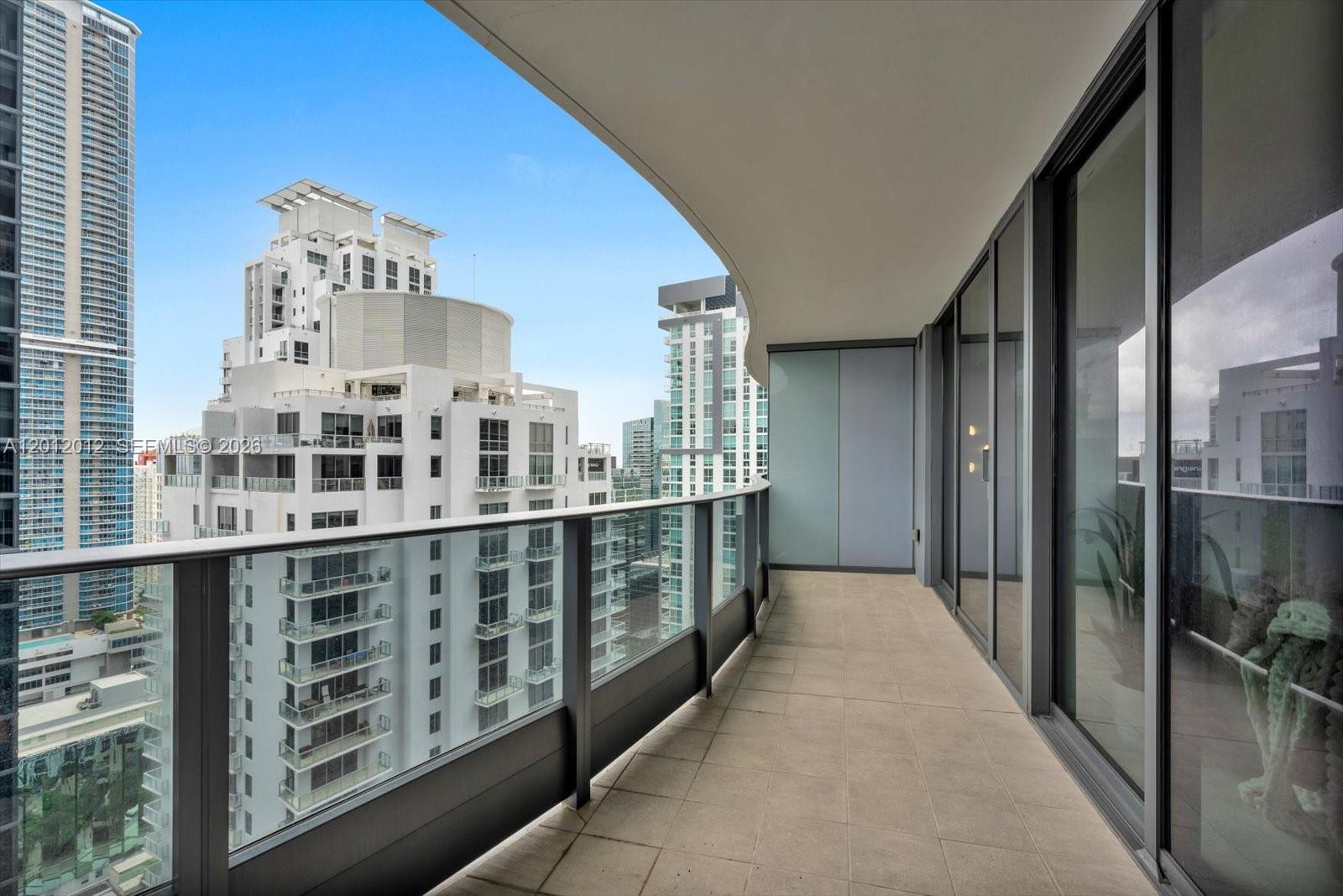 1000 Brickell Plz # 3607
