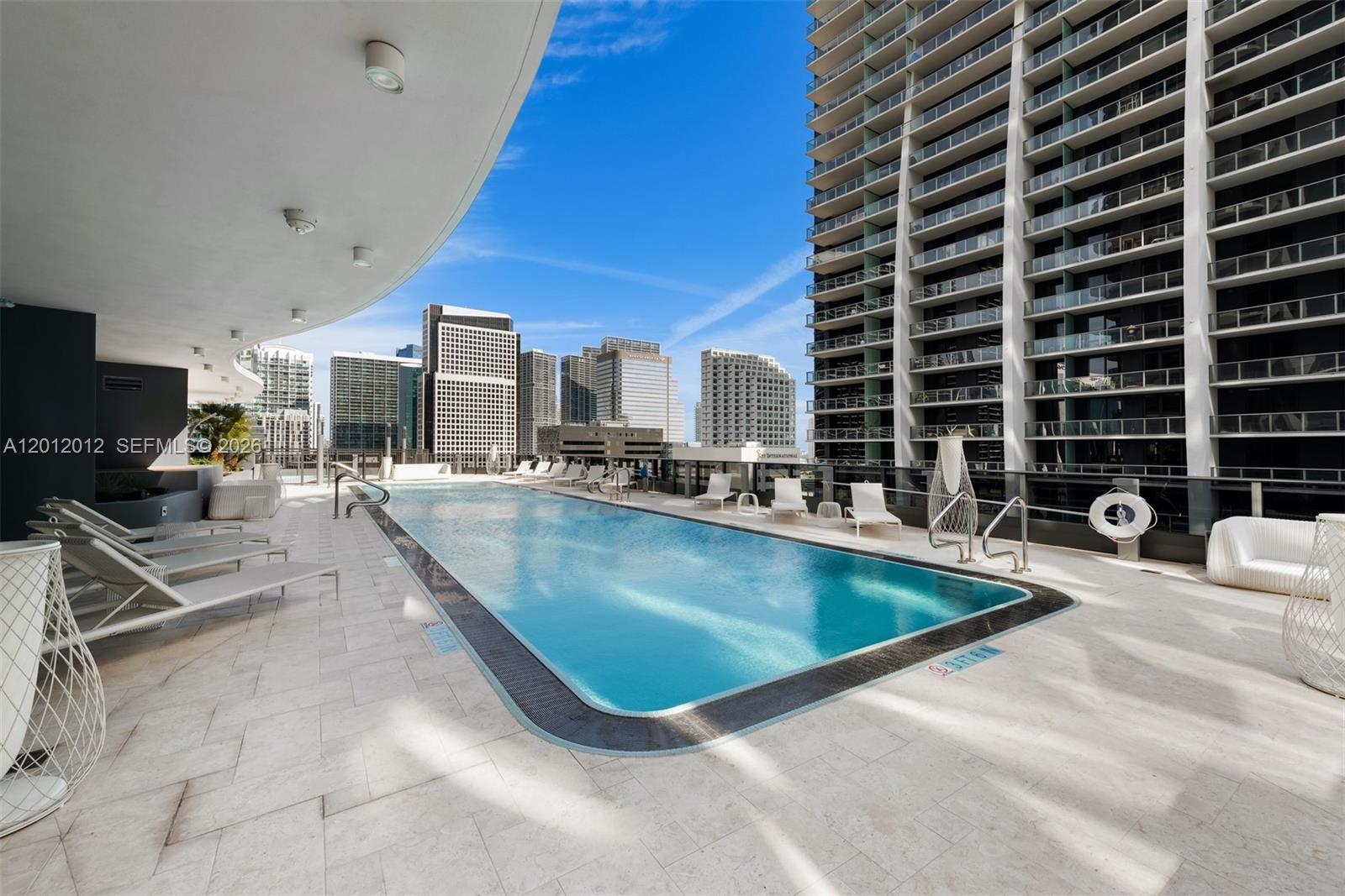 1000 Brickell Plz # 3607