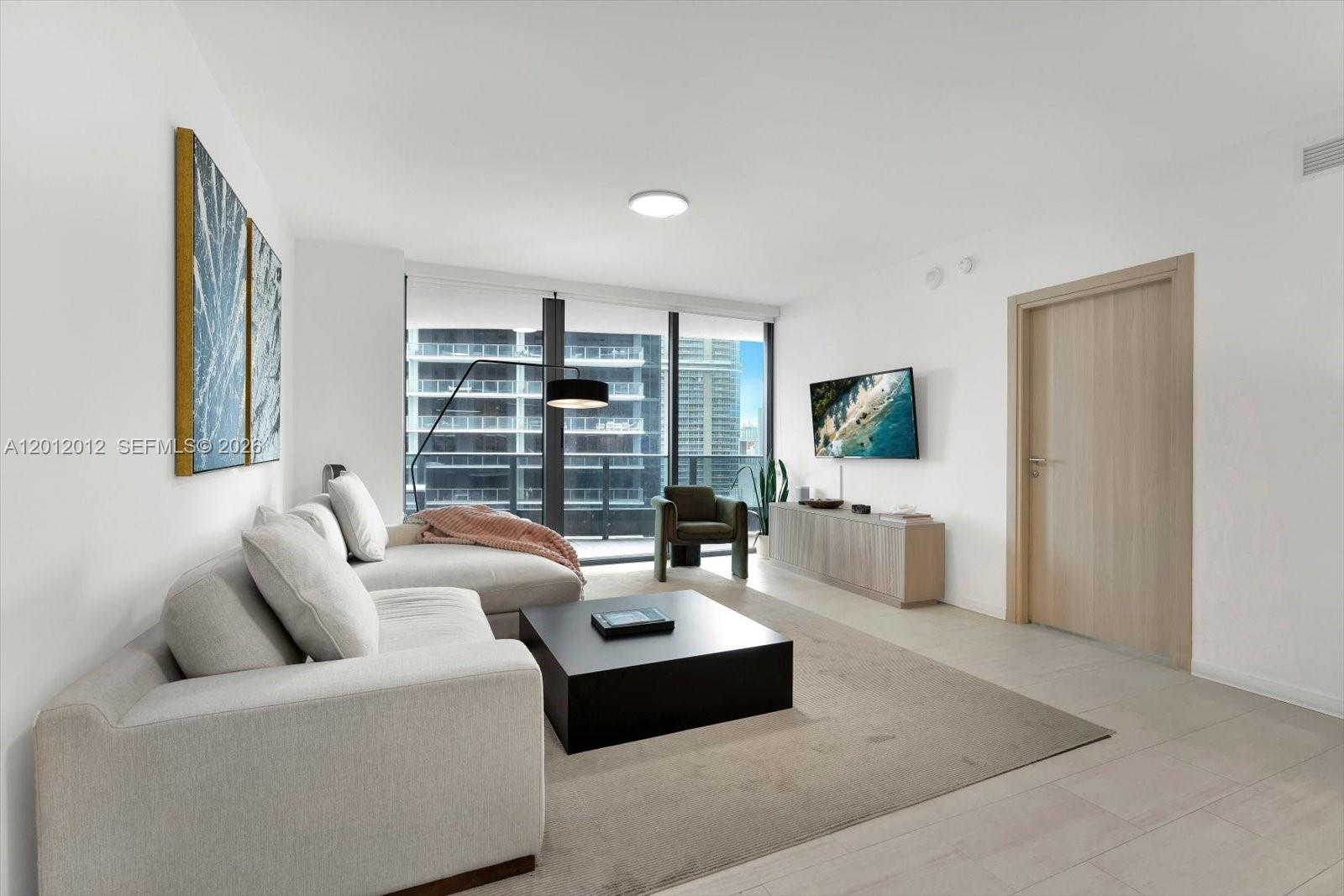 1000 Brickell Plz # 3607