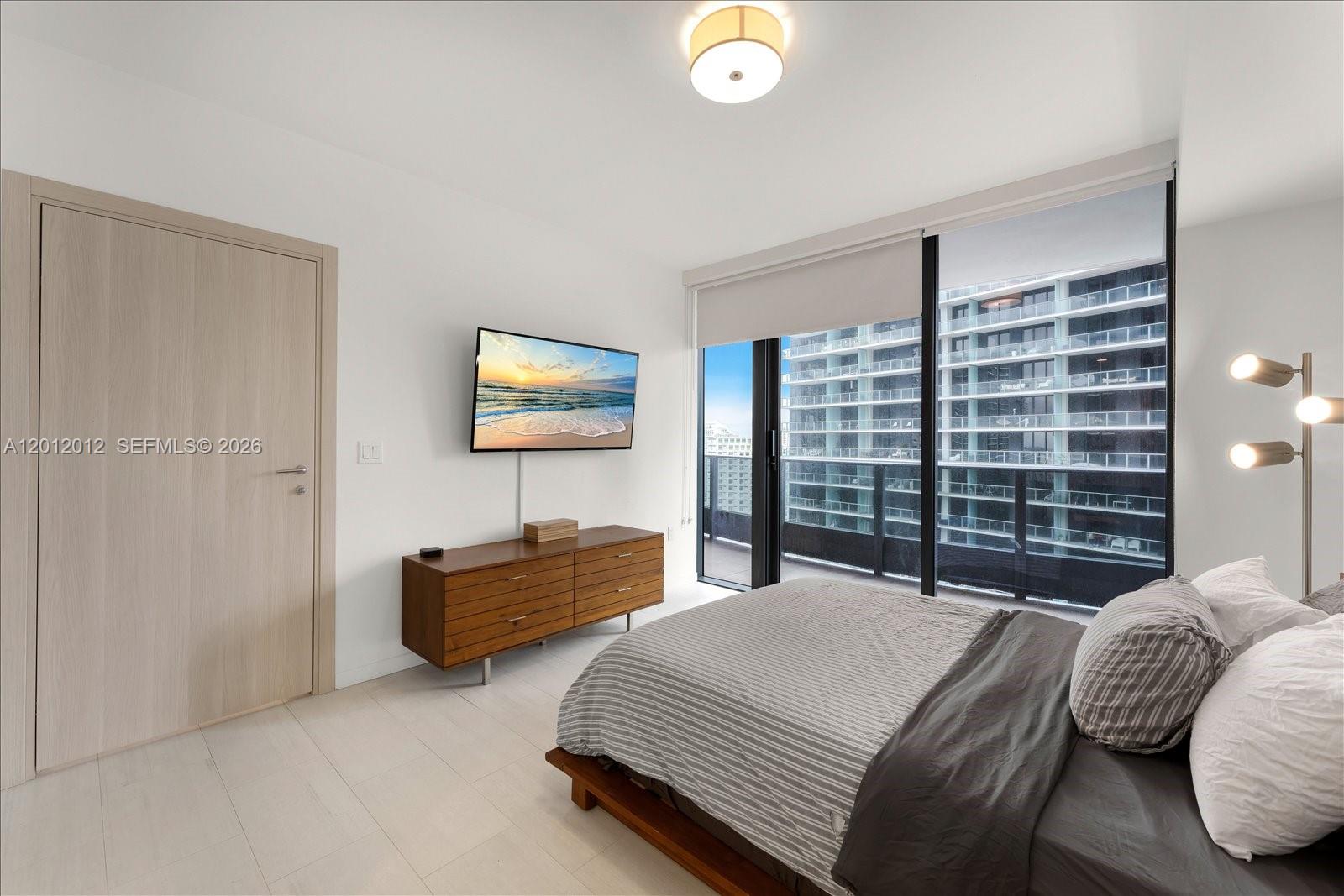 1000 Brickell Plz # 3607