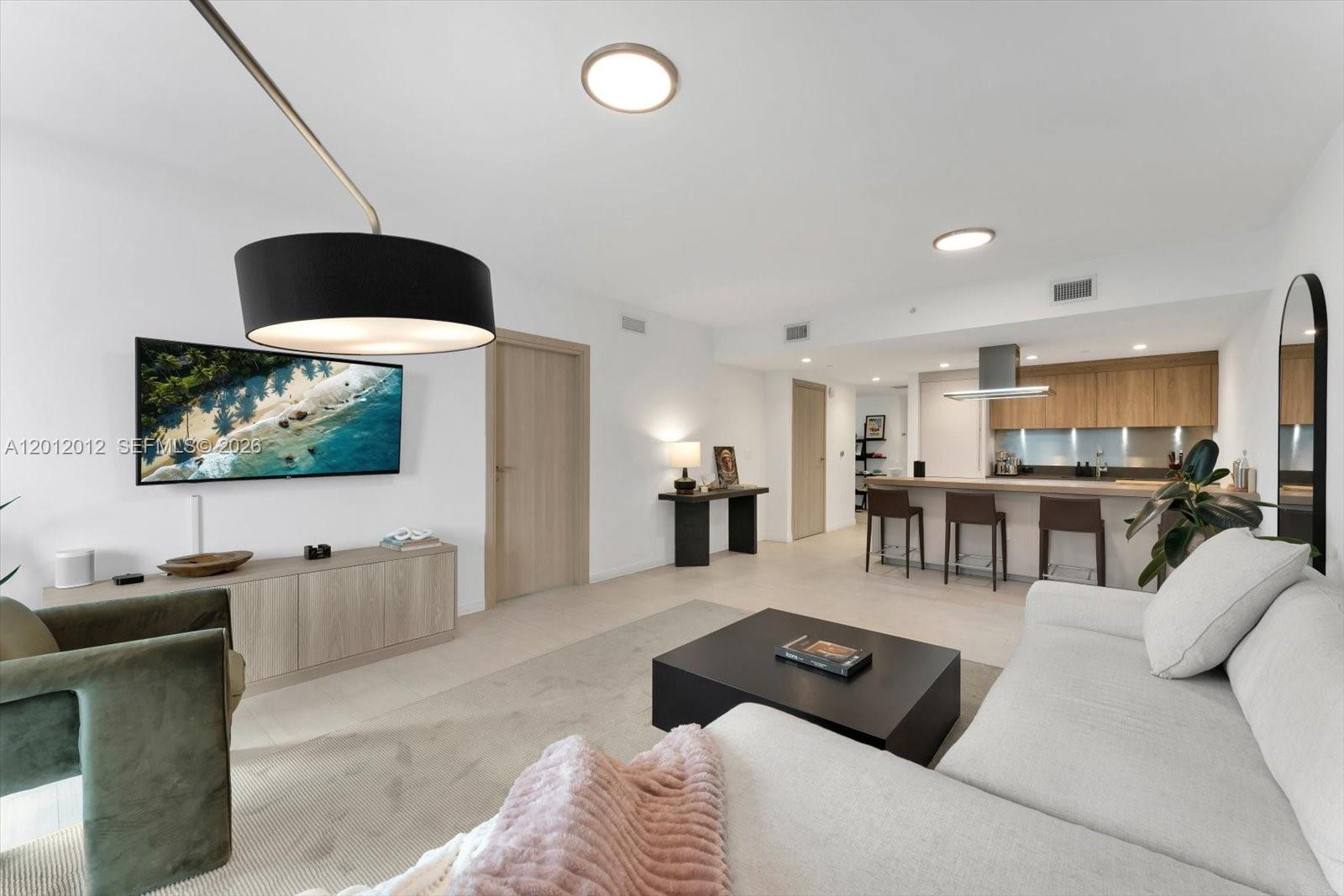 1000 Brickell Plz # 3607