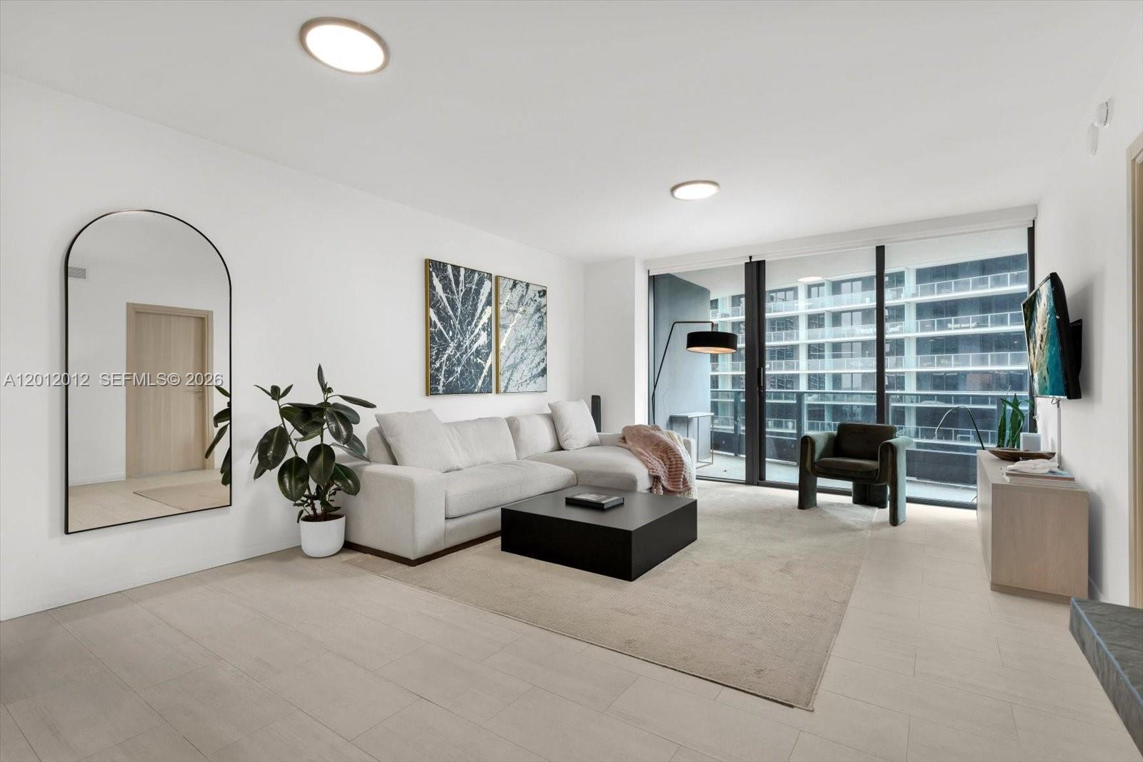 1000 Brickell Plz # 3607