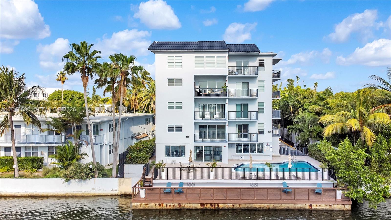 2455 Flamingo Dr # 501