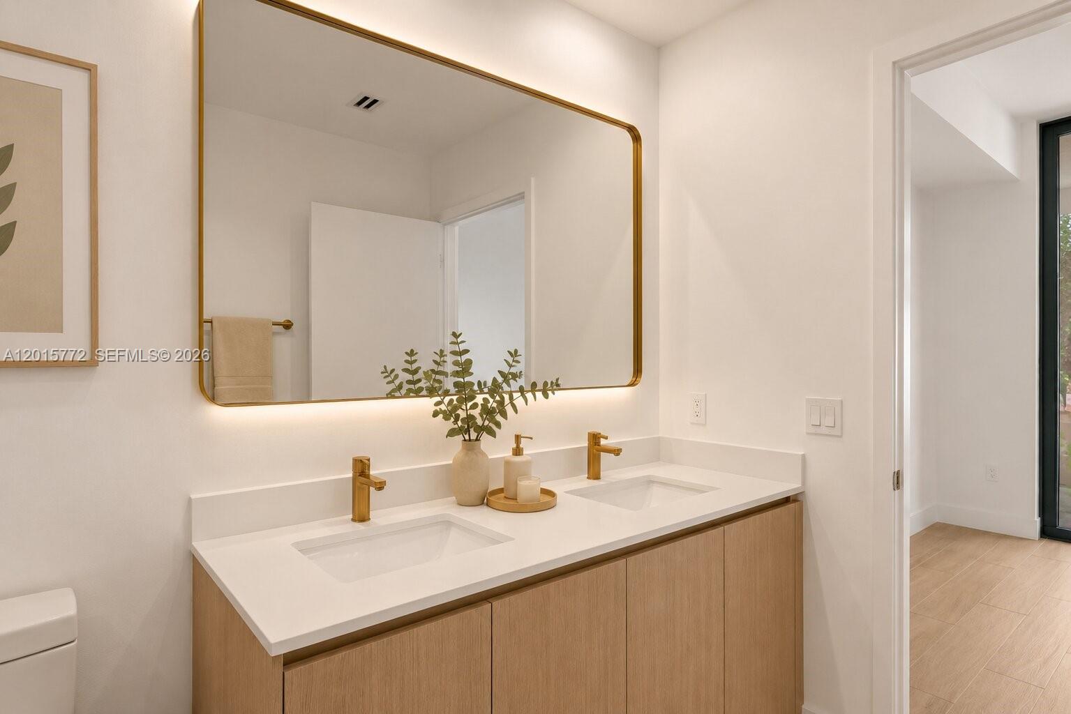 90 NE 32nd St # 211