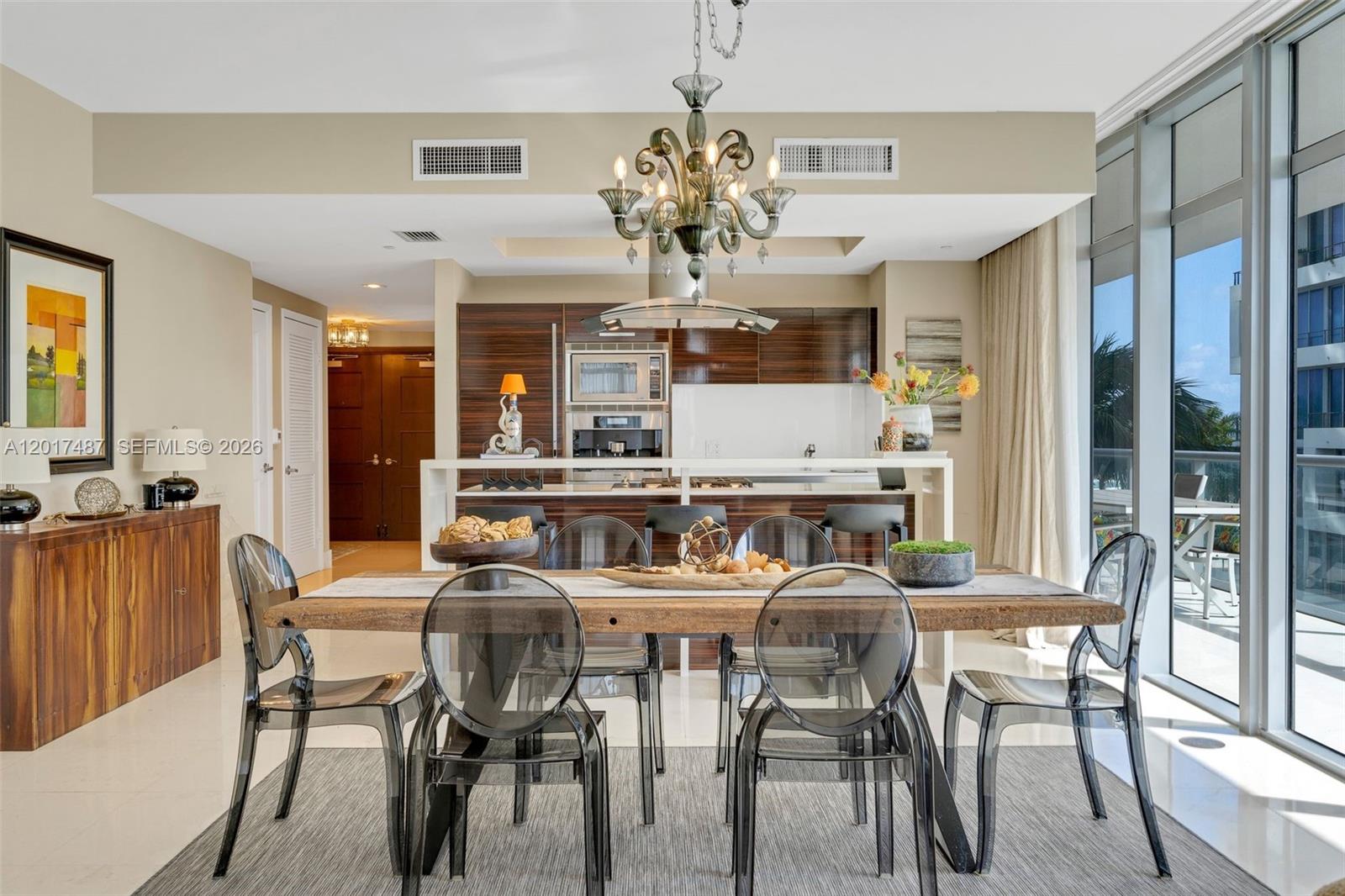 3737 Collins Ave # 403 Unit: S-403