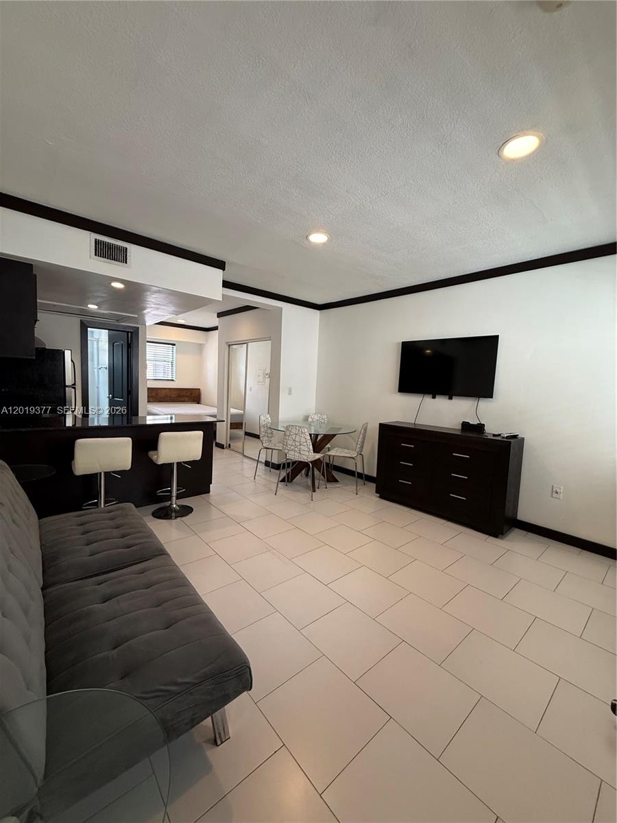 1545 Drexel Ave # 422