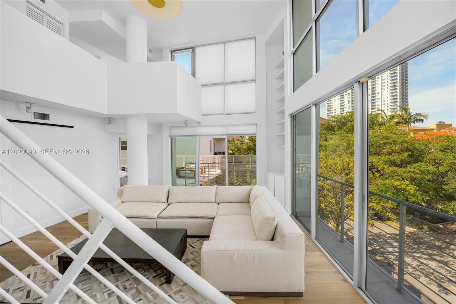 221 Jefferson Ave # 10