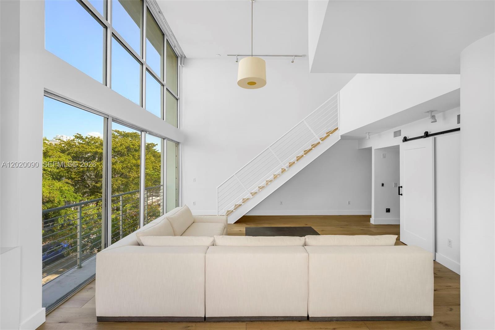221 Jefferson Ave # 10