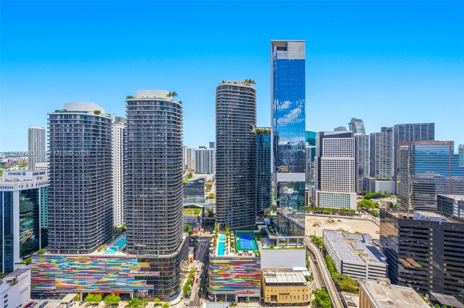 1000 Brickell Plz # 4014