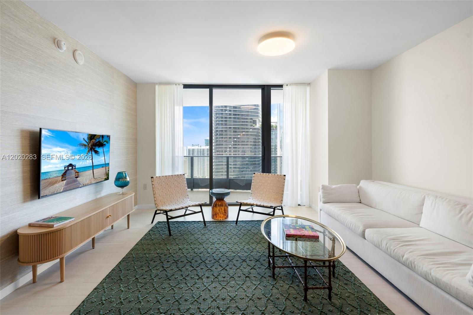 1000 Brickell Plz # 4014