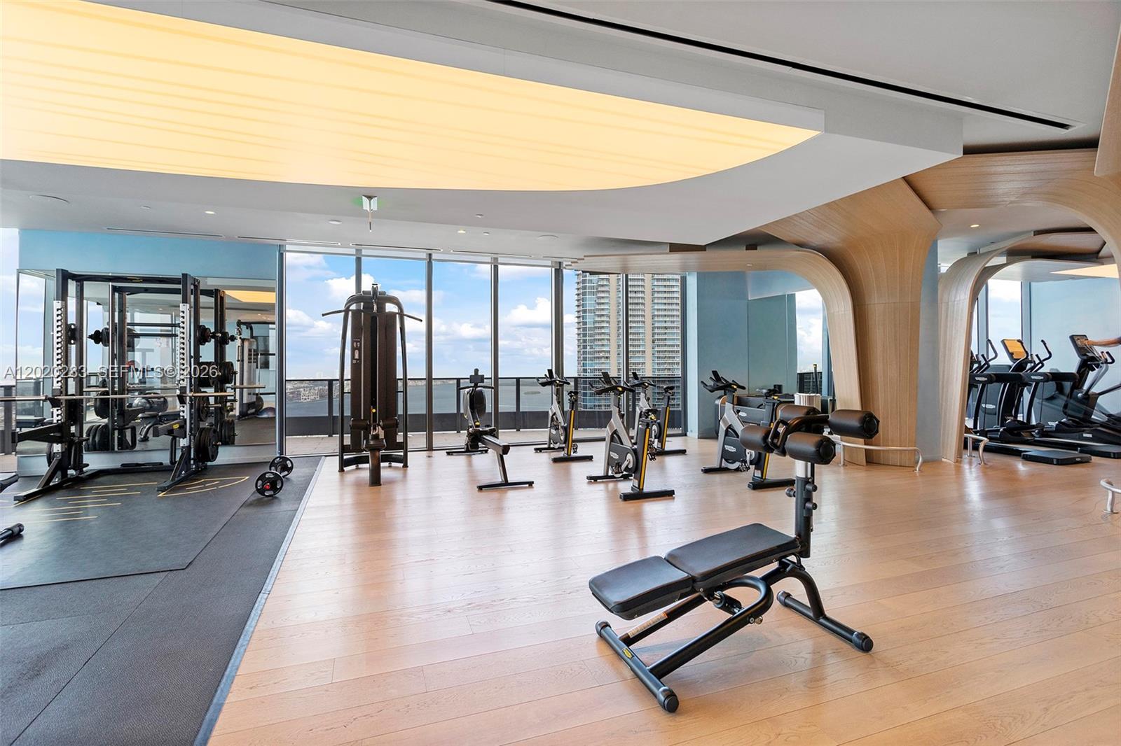 1000 Brickell Plz # 4014