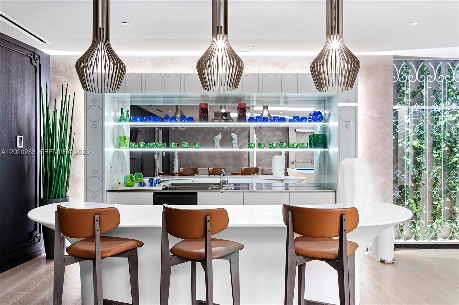 1000 Brickell Plz # 4014