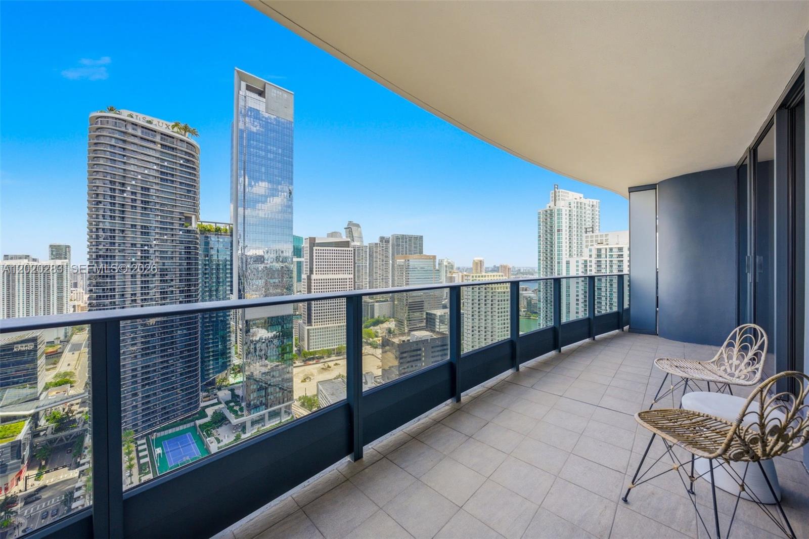 1000 Brickell Plz # 4014
