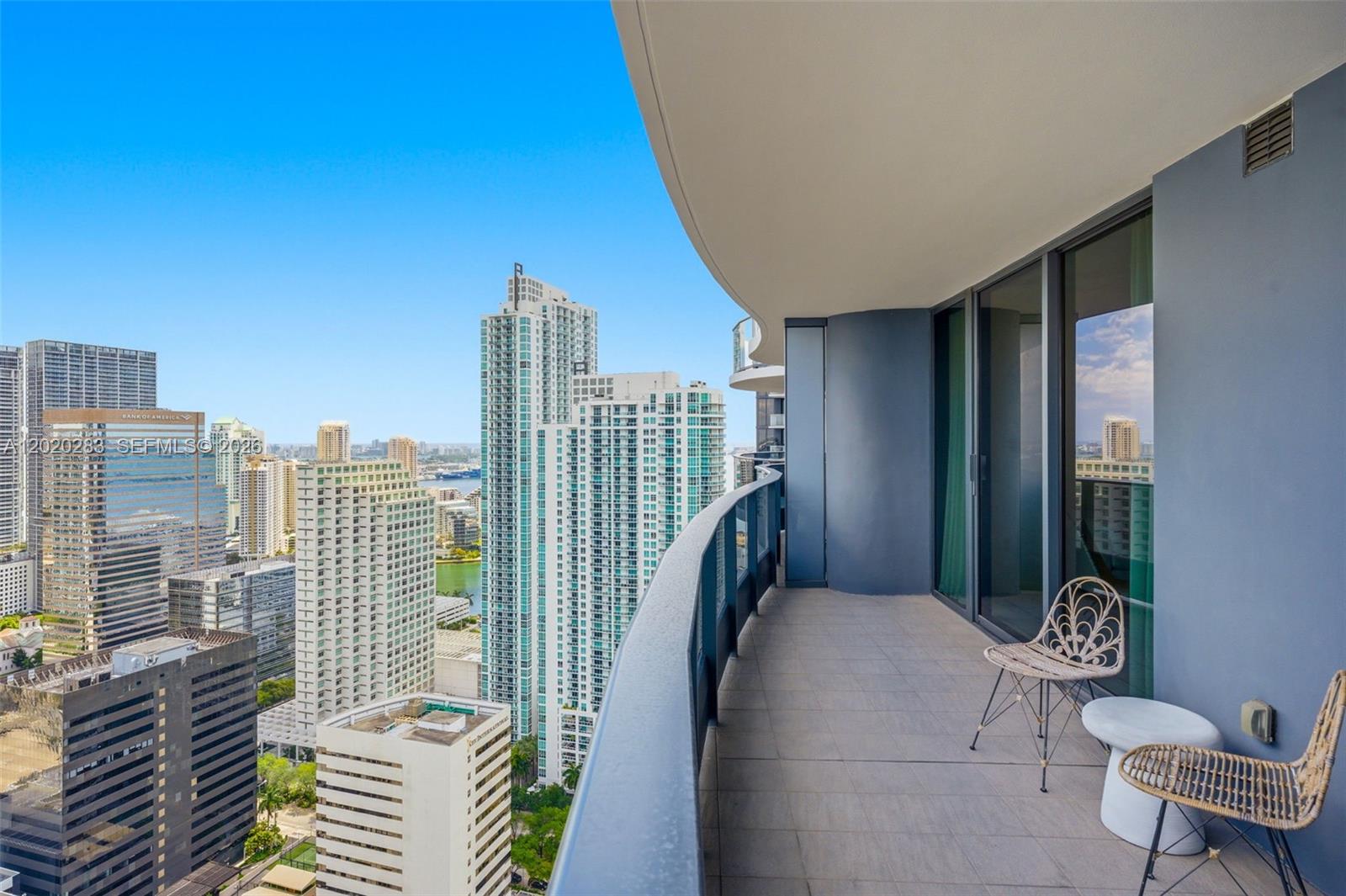 1000 Brickell Plz # 4014