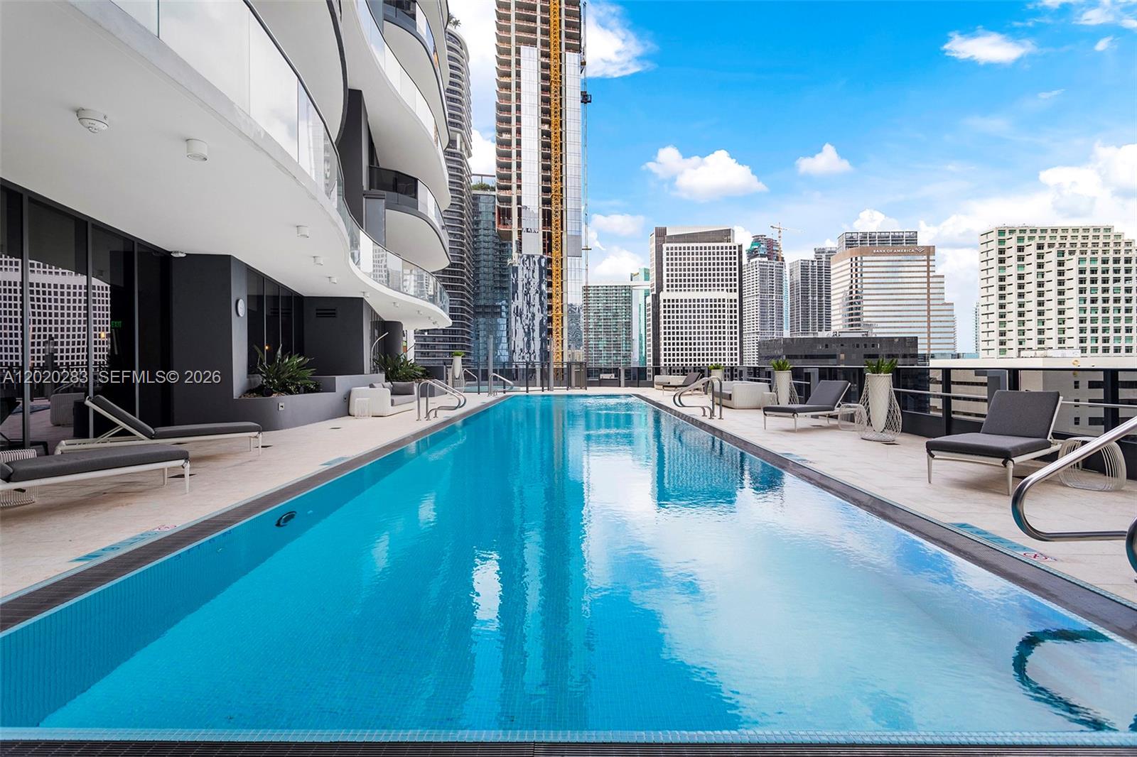 1000 Brickell Plz # 4014