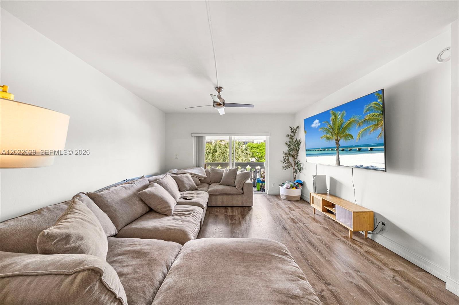 100 Edgewater Dr # 329