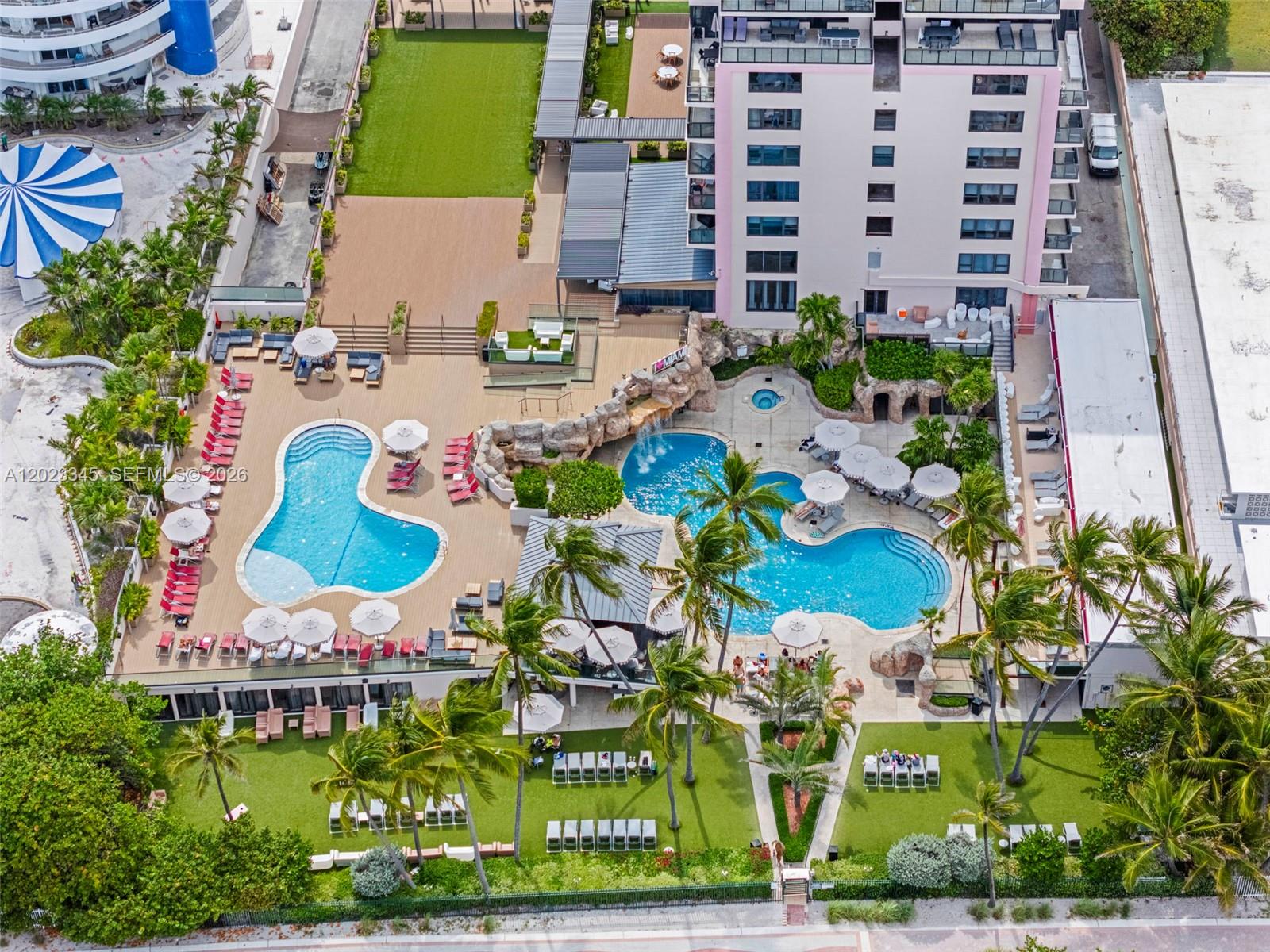 5225 Collins Ave # 1509