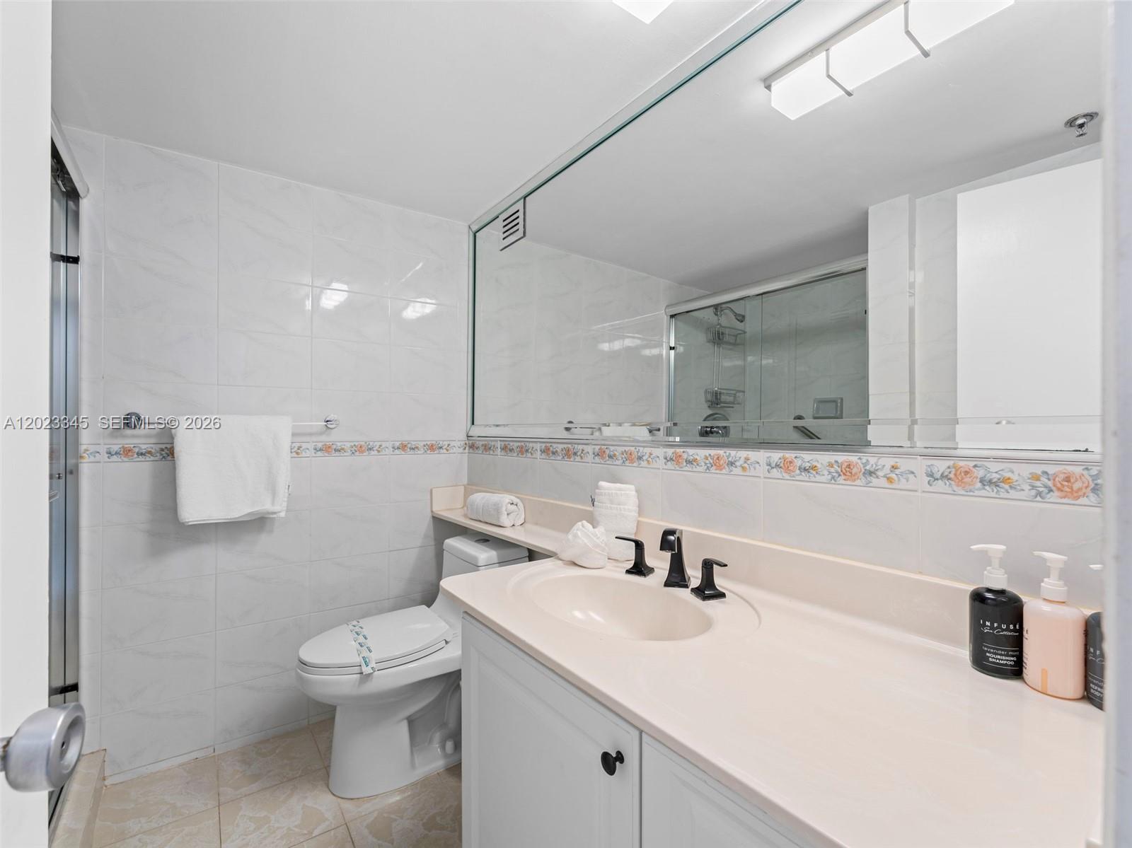 5225 Collins Ave # 1509