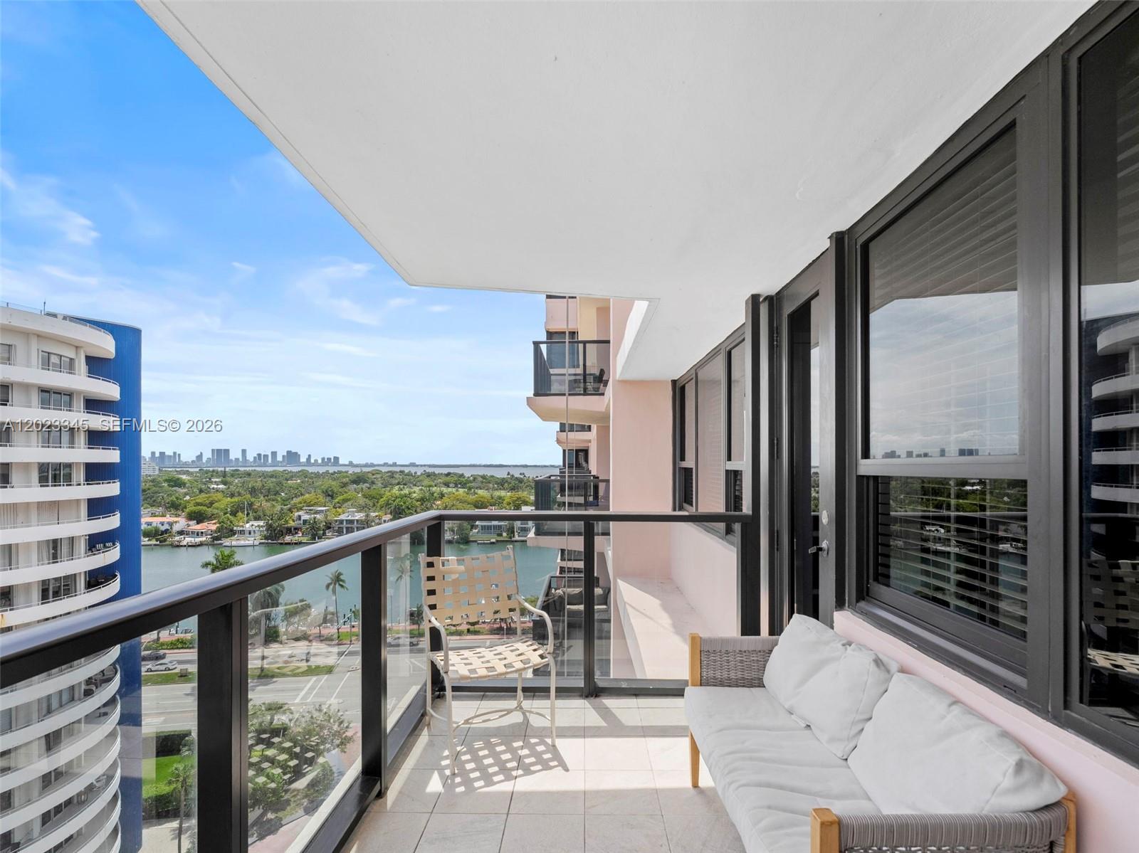 5225 Collins Ave # 1509