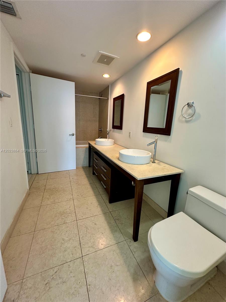 475 Brickell Avenue # 1614