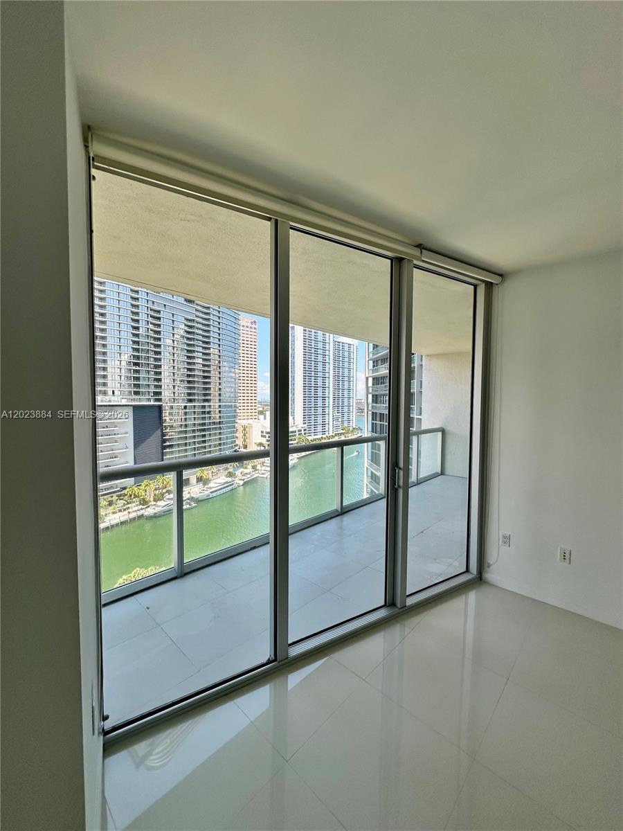 475 Brickell Avenue # 1614