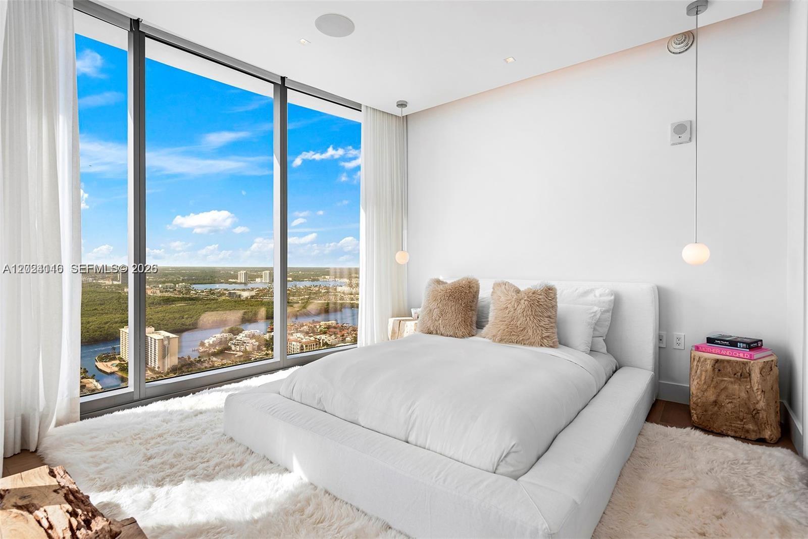 15701 Collins Ave # 4105