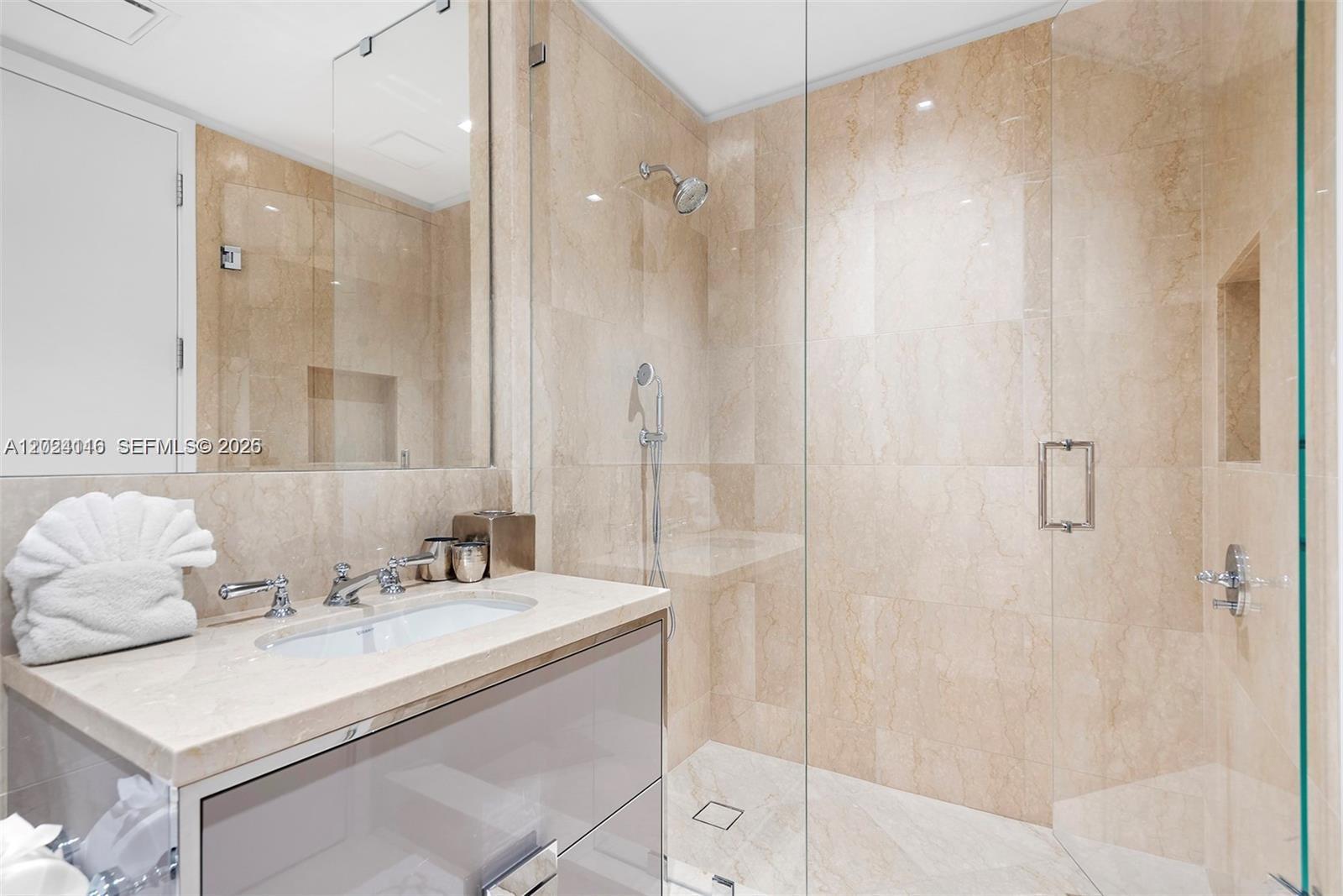15701 Collins Ave # 4105