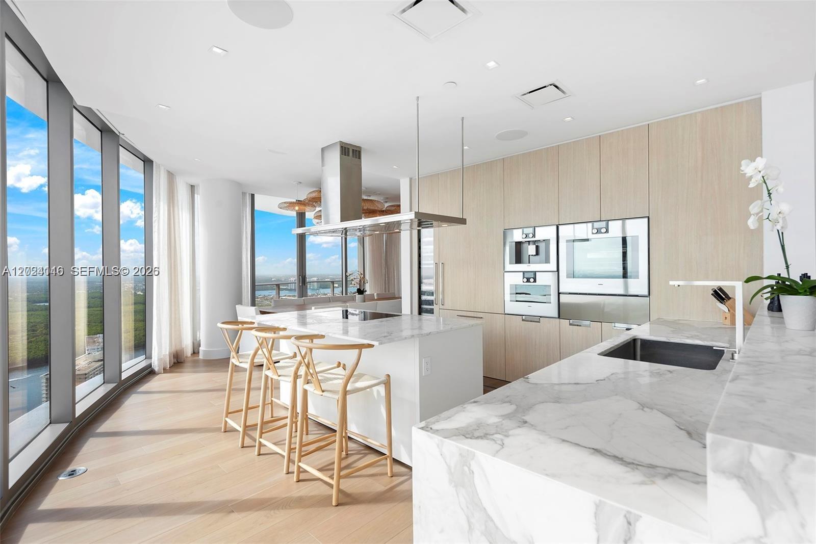 15701 Collins Ave # 4105