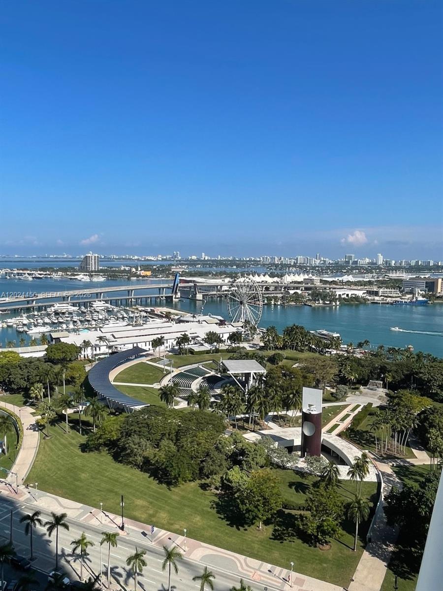 50 Biscayne Blvd # 2401