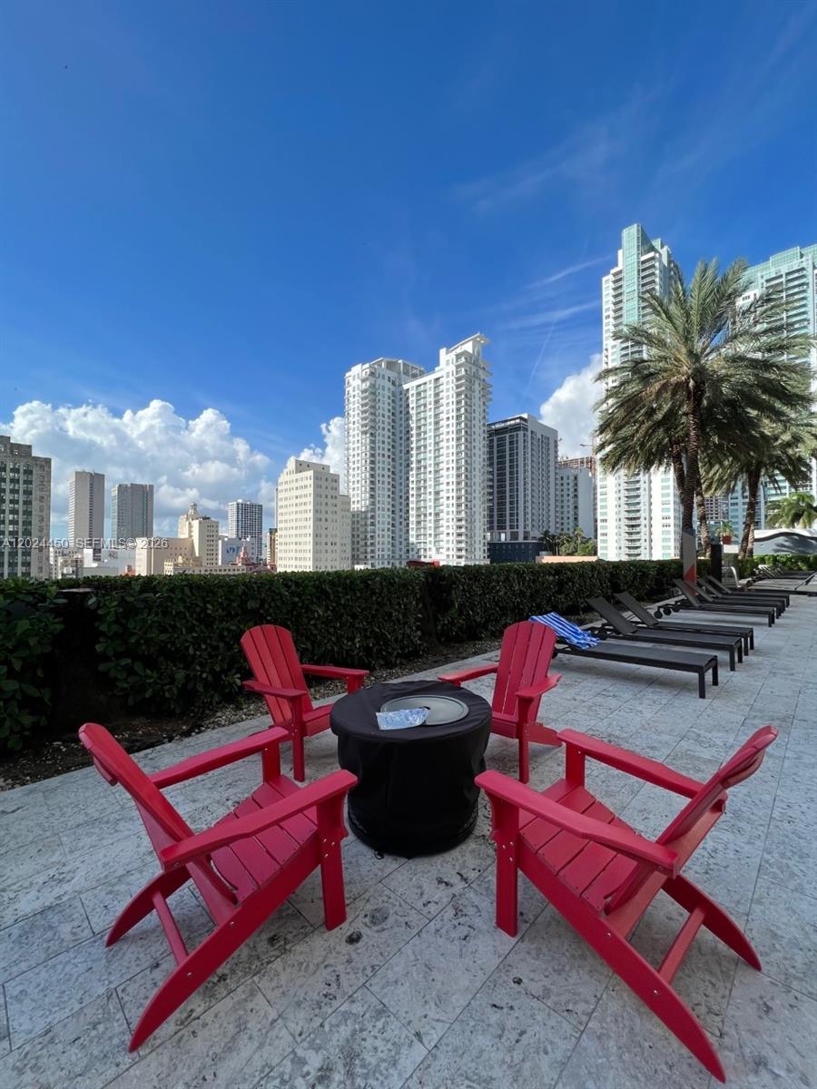 50 Biscayne Blvd # 2401