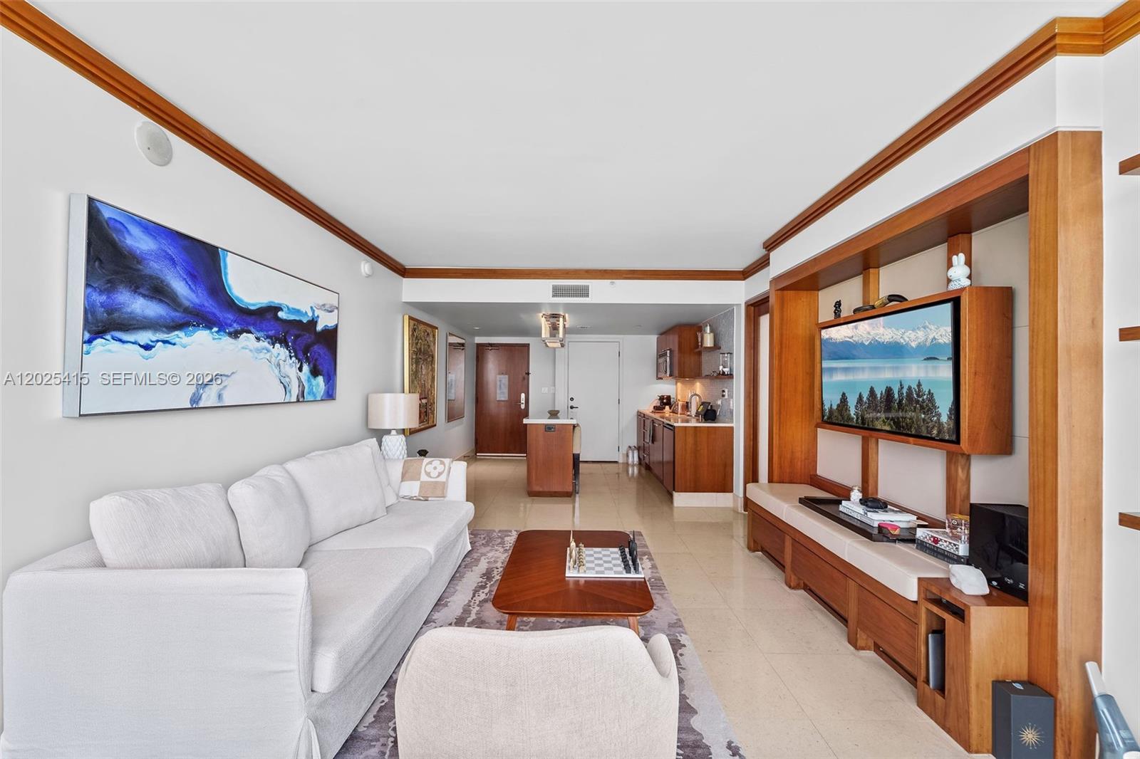 6801 Collins Ave # 708