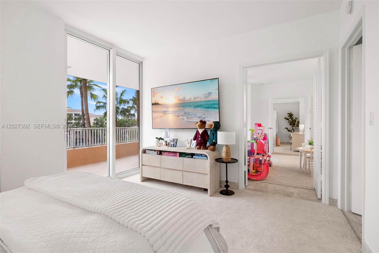 785 Crandon Blvd Unit: 205/305