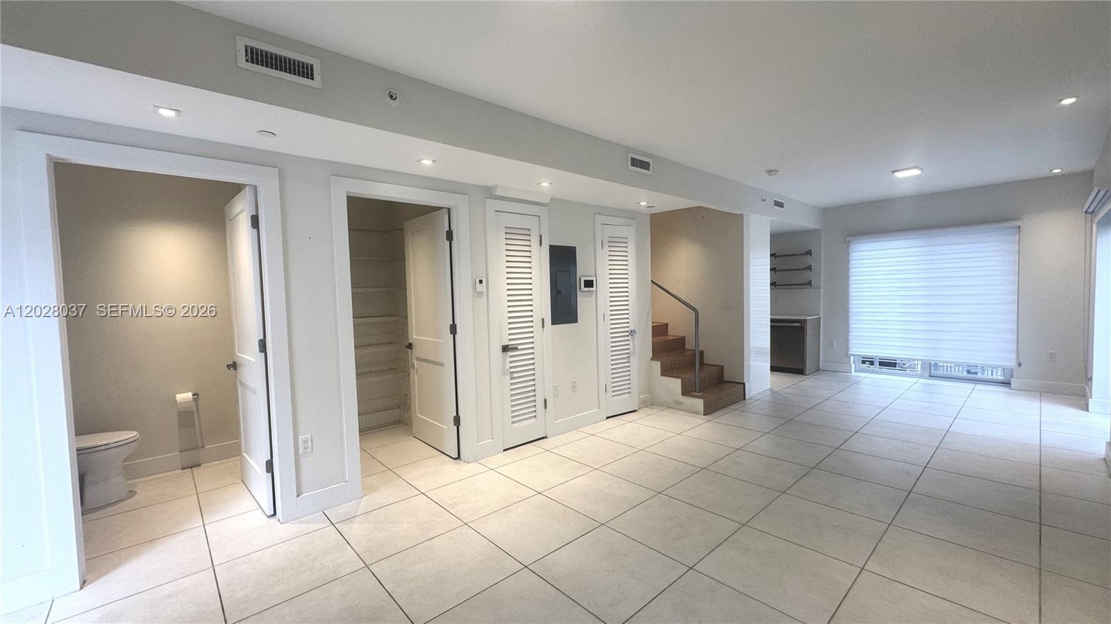643 Jefferson Ave # 9