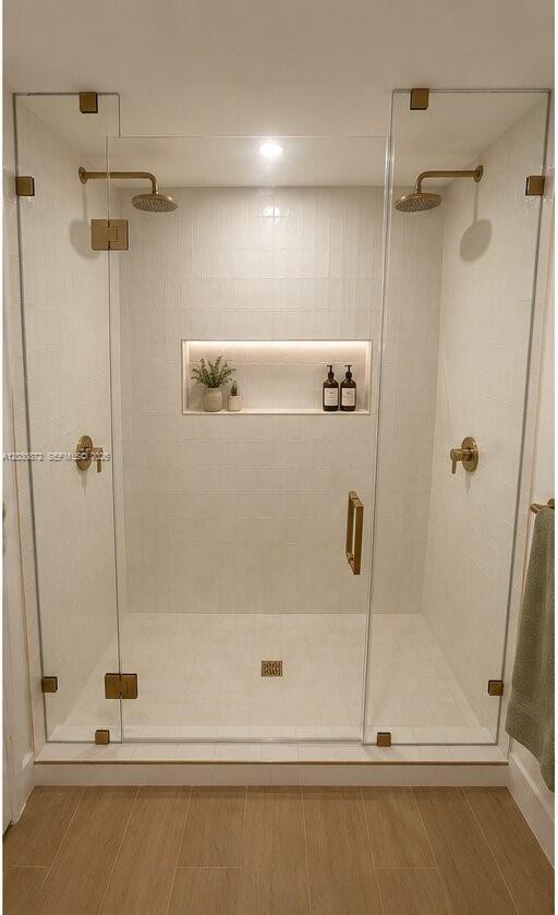90 NE 32nd St # 615
