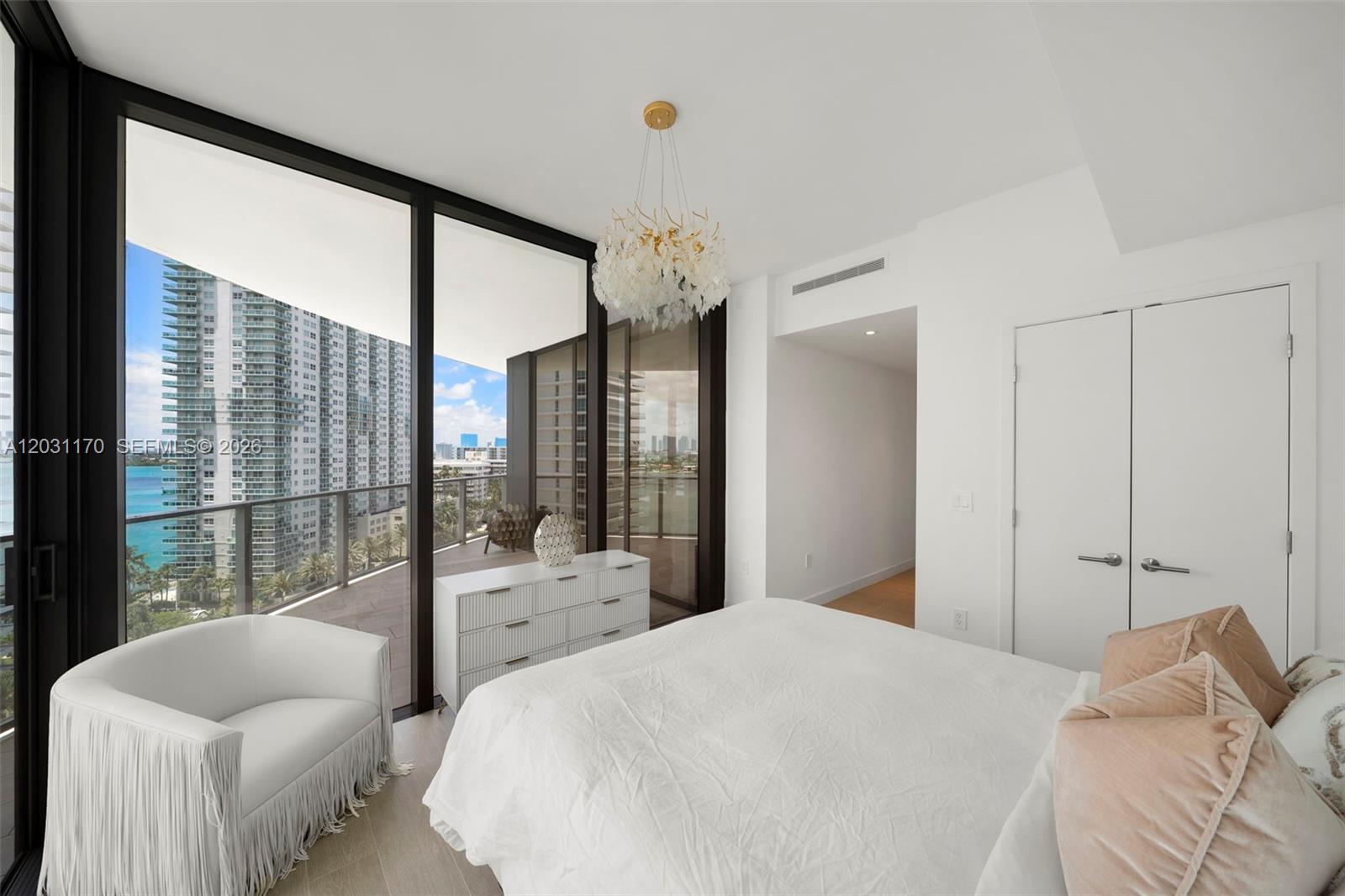 500 Alton # 1205