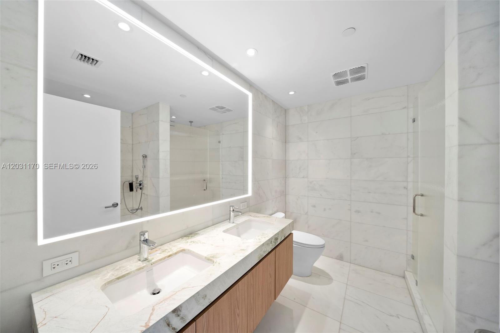500 Alton # 1205