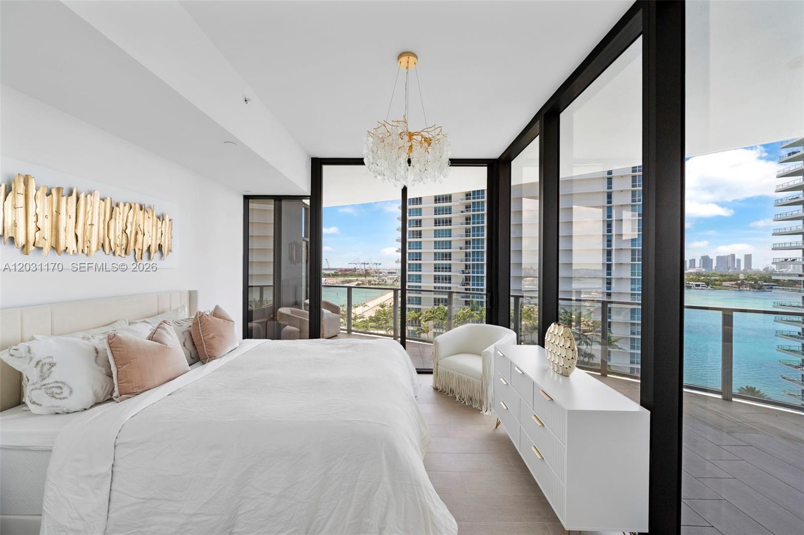 500 Alton # 1205