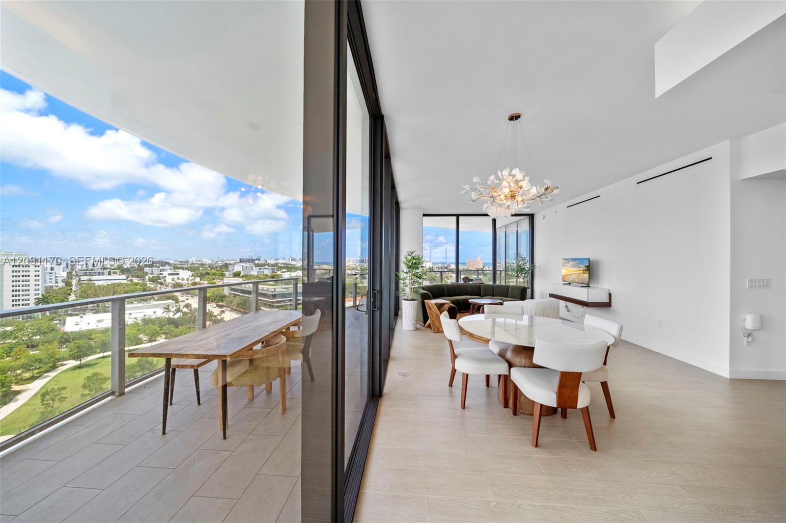 500 Alton # 1205