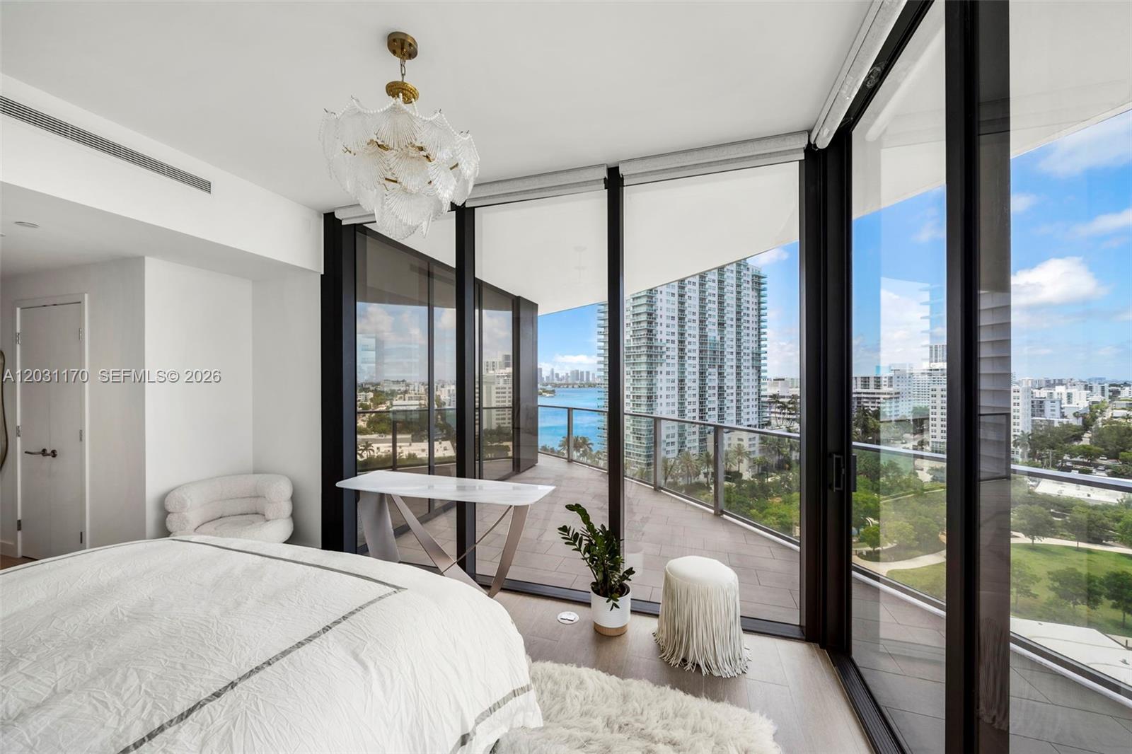 500 Alton # 1205
