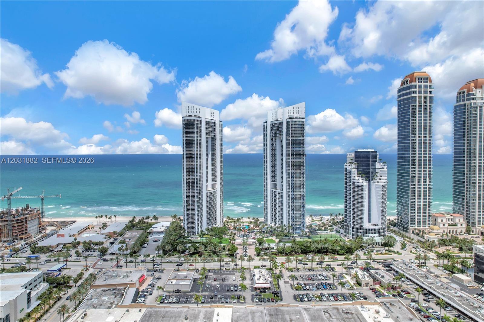 18201 Collins Ave # 2008A