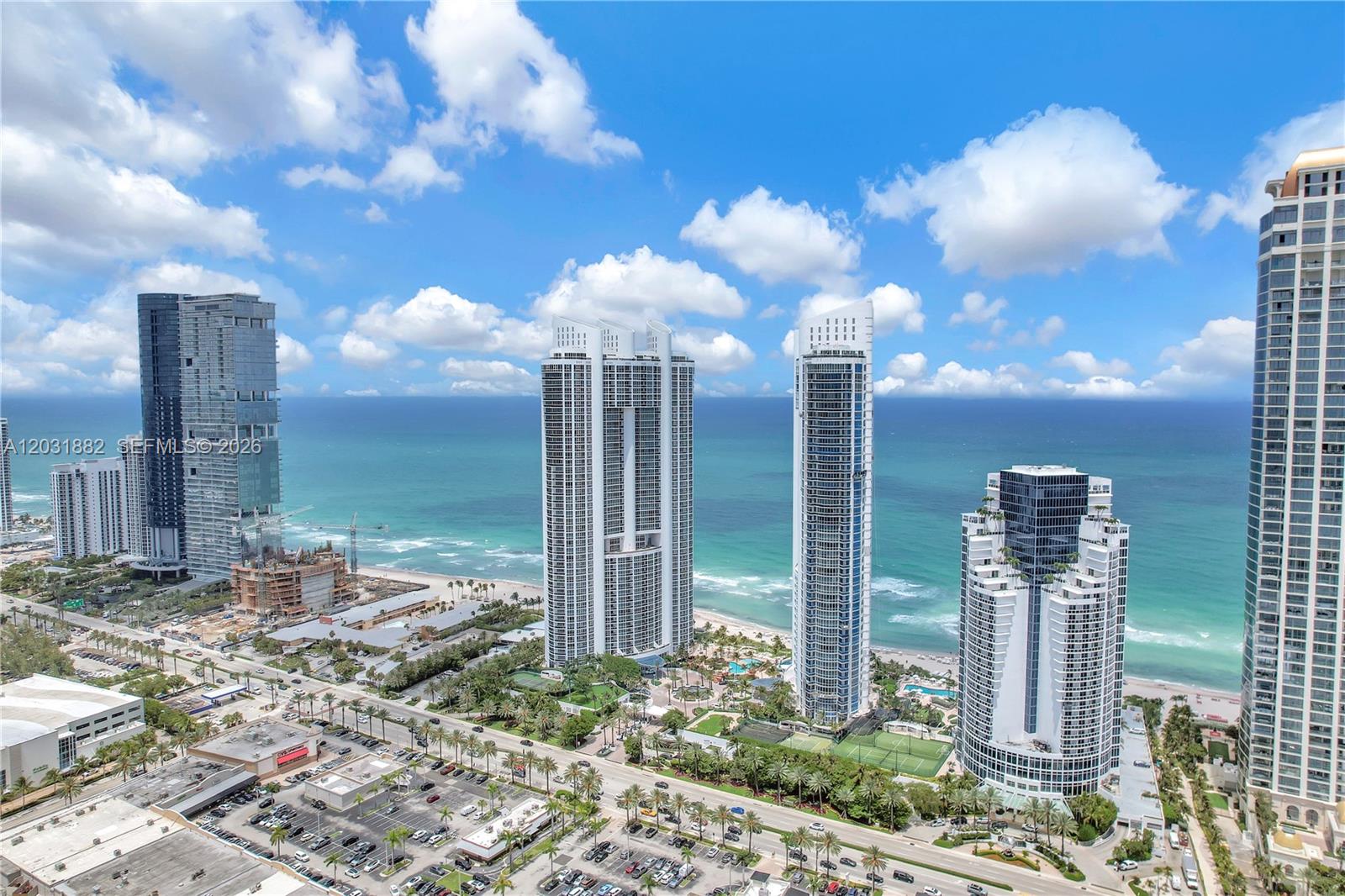 18201 Collins Ave # 2008A