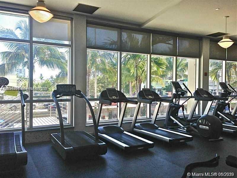 1000 West Ave # 307