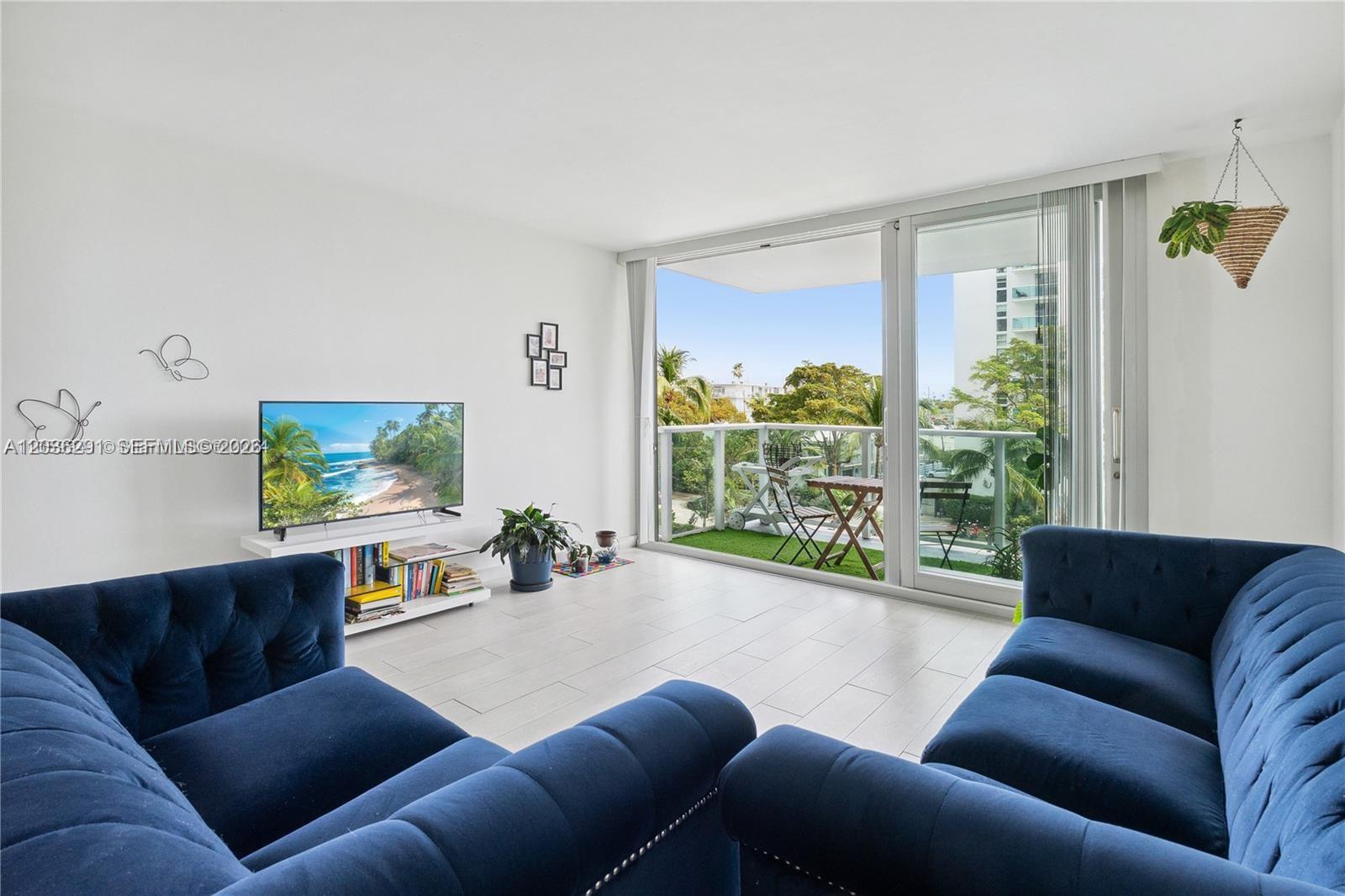 1000 West Ave # 307