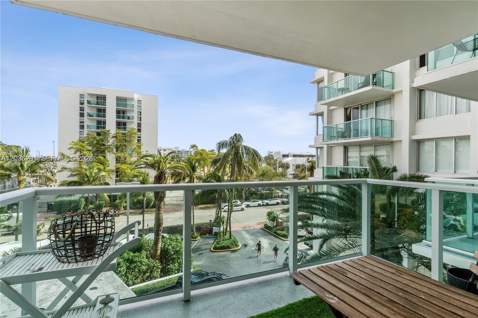 1000 West Ave # 307